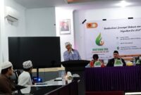 Foto sambutan oleh pembina Pusdamm BEM FBS UNM, (Foto: Ayu Amalia.)