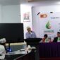 Foto sambutan oleh pembina Pusdamm BEM FBS UNM, (Foto: Ayu Amalia.)