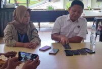 Potret M. Ichsan Ali saat melakukan konferensi pers di foodcourt pelataran menara Pinisi, (Foto:Ist.)