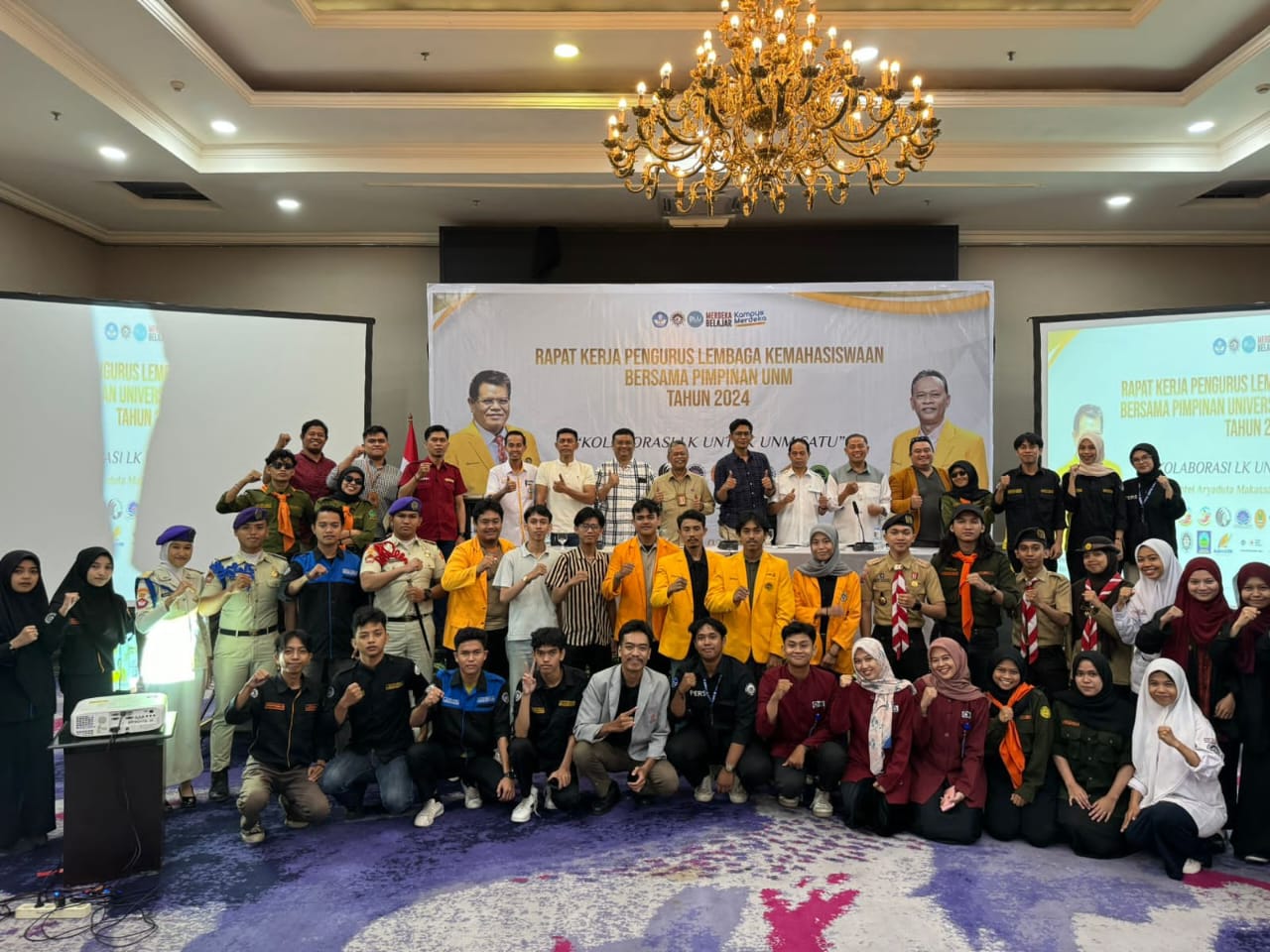 Foto Bersama sesaat setelah kegaitan dibuka, (Foto: Ist.)