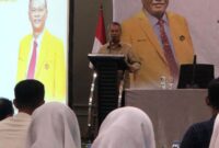Potret Wakil Rektor III Bidang Kemahasiswaan dan Alumni saat membuka acara Raker LK (Foto: ist)