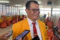Rektor UNM saat diwawancara usai pemilihan, (Foto: Farah.)