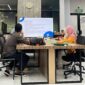 Suasana saat melakukan presentasi hasil penelitian magang, (Foto: Int.) 