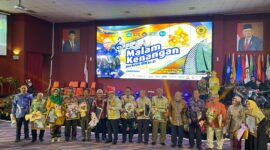 Suasana malam kenangan Dies Natalis UNM ke-63, (Foto: Angnis Arimayanti.) 