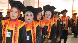 Para wisudawan PPG Pra Jabatan UNM, ( Foto: Firmansyah.)