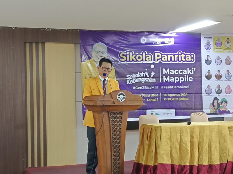 Syahruddin saat membuka kegiatan Sekolah Kebangsaan, (Foto: Angnis Arimayanti.)