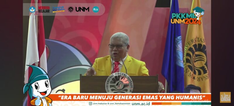 Rektor UNM saat memberi sambutan pada acara PKKMB, (Foto: Int.)
