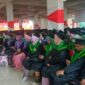 Foto kegiatan wisuda Universitas Negeri Makassar di Pelataran Menara Pinisi, (Foto: Dok. Profesi)