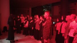 Potret latihan padus oleh Maba fisika, (Foto: Rahmat Hidayat)