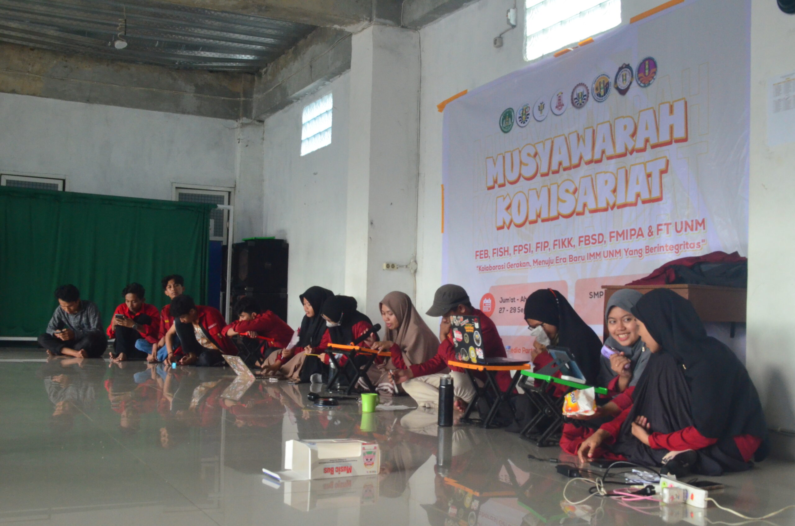 IMM, UNM, Mahasiswa