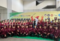 Foto bersama Tim Paduan Suara Mahasiswa (PSM) Pinisi Choir Universitas Negeri makassar (UNM) di lokasi berlangsungnya ajang Pesta Paduan Suara Gerejawi (PESPARAWI), (Foto: Ist.)