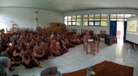Suasana ketika siswa memperhatikan materi sosialisasi pemberdayaan perempuan, (Foto: Ist.)