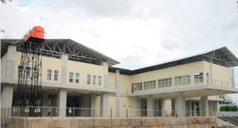 Potret gedung BU FEB UNM, (Foto: Int.)