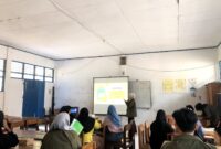 Suasana saat pemberian materi di Pulau Salemo, (Foto: Ist.)