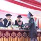wisuda periode Agustus 2024 yang sedang berlangsung di Menara Pinisi, (Foto: Dok. Profesi)