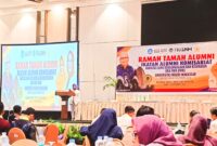 Hasmyati saat memberi sambutan pada Ramah Tamah Alumni FIIK Periode November, (Foto: Ulfa Zahirah Sudirman.)