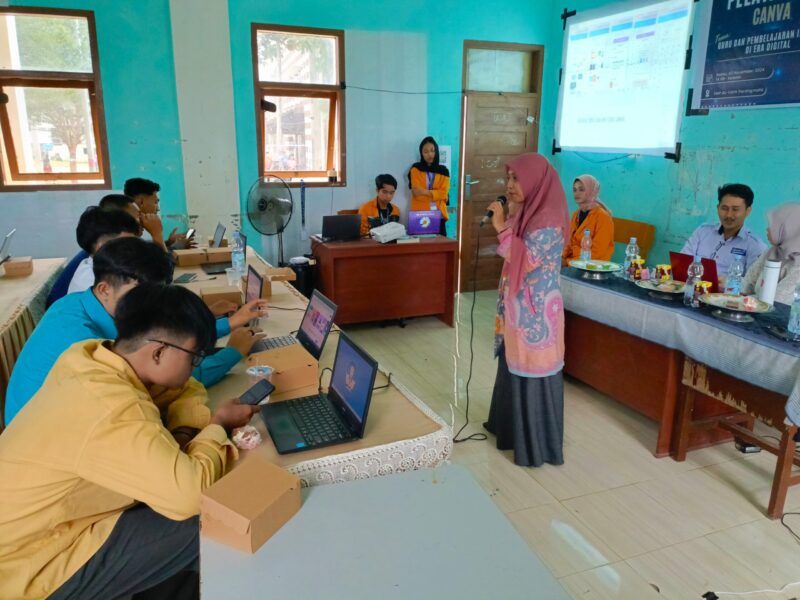 Pelaksanaan Pelatihan Canva di SMP Al-Fatih Takalar,
(Foto: Ist.)