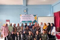Potret Tim MBKM UNM bersama guru - guru di SDN 011 Rappogading (Foto: Ist.)