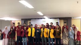 Foto bersama pimpinan Universitas dengan Pimpinan Ikatan Mahasiswa Muhammadiyah, (Foto: Silmi Hafizat)