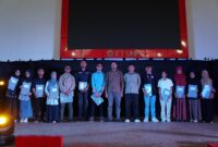 Foto bersama Mahasiswa Berprestasi JTIK, (Foto: Ist)