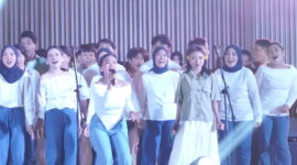 Potret suasana acara konser Masterpiece UKM Pinisi Coir (Foto: Angnis Arimayanti)