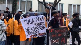 Aksi FIS-H Menggugat: Darurat Transparansi dan Money Practice, (Foto: Insyirah Putri.)