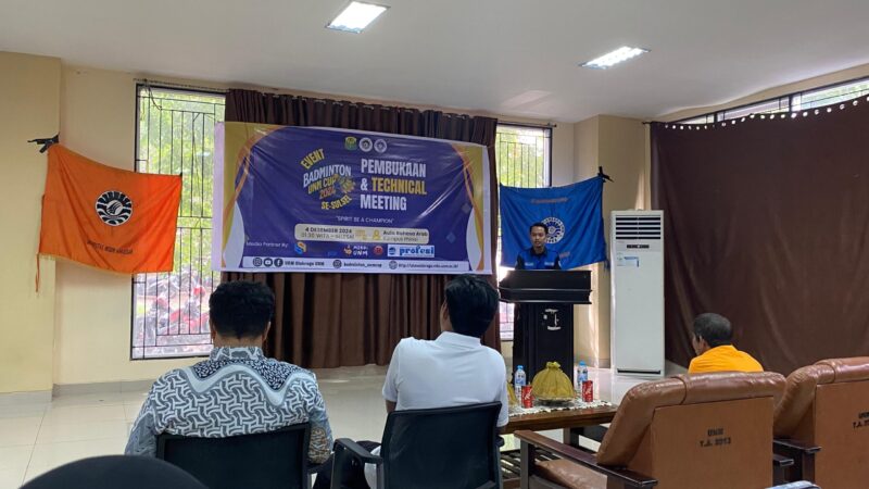 Sambutan Ketua Umum UKM Olahraga UNM Pada Pembukaan Event Badminton UNM Cup 2024, (Foto: Ficka Aulia Khaerunnisa.)
