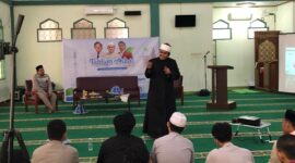 Tausiah islamiah oleh Ustaz Ucok Rifai Al-Azhary, (Foto: Rahmadani.)