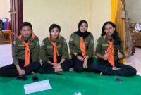 Mohamad Yusril (ujung kanan) nakhoda baru UKM Sintalaras UNM, (Foto: Ist.)