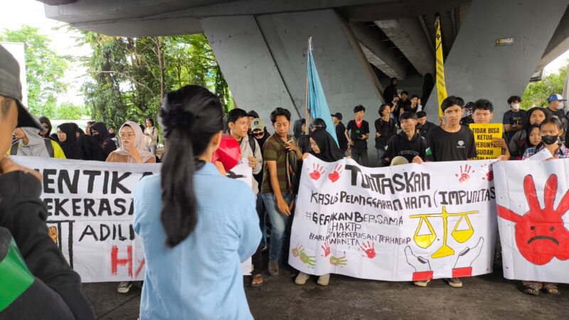 Potret Aliansi Mahasiswa UNM dalam memperingati hari HAM sedunia, (Foto: Nurul Adhani Ilham.)