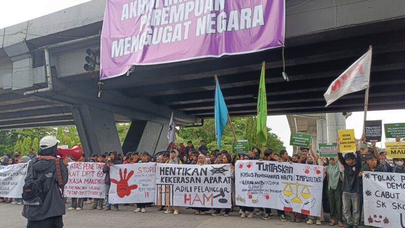 Suasana aksi 