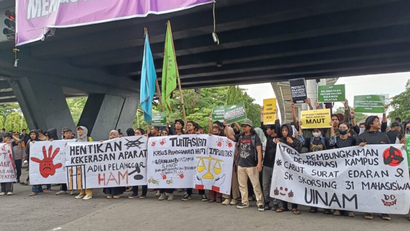 Demonstran dalam aksi, (foto: Nurul Adhani Ilham.)
