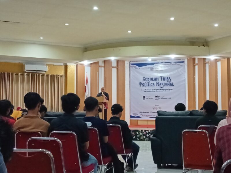 Suasana pembukaan Seminar Sekolah Trias Politica, (Foto: Yusri Saputra.)