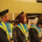 Muhammad Fauzan (kiri) saat diumumkan sebagai wisudawan PPG terbaik, (Foto: Dokumen Profesi.)