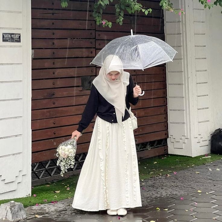Potret fashion di musim hujan (Foto: int)