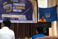 Sambutan pembina UKM Olahraga sekaligus membuka event badminton UNM Cup 2024 se-Sulsel, (Foto: Rahmadani.)