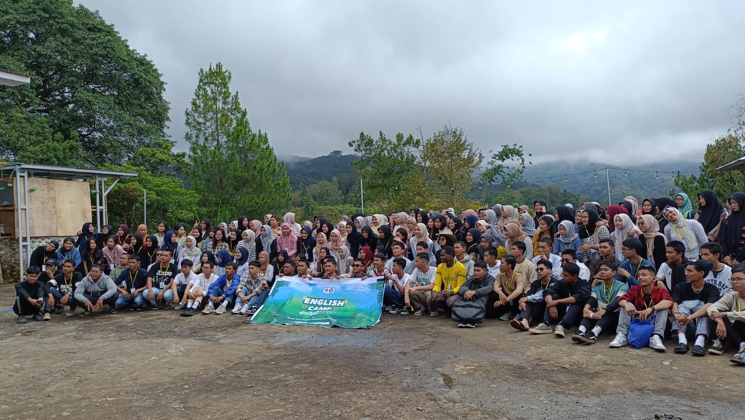 Foto bersama peserta kegiatan English Camp #2 (Foto: Nurul Adhani Ilham)