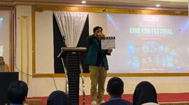 Dekan FIP Membuka Acara Pameran Film di FIP UNM, (Foto: Muh. Zaki Mubarak Ihwan)