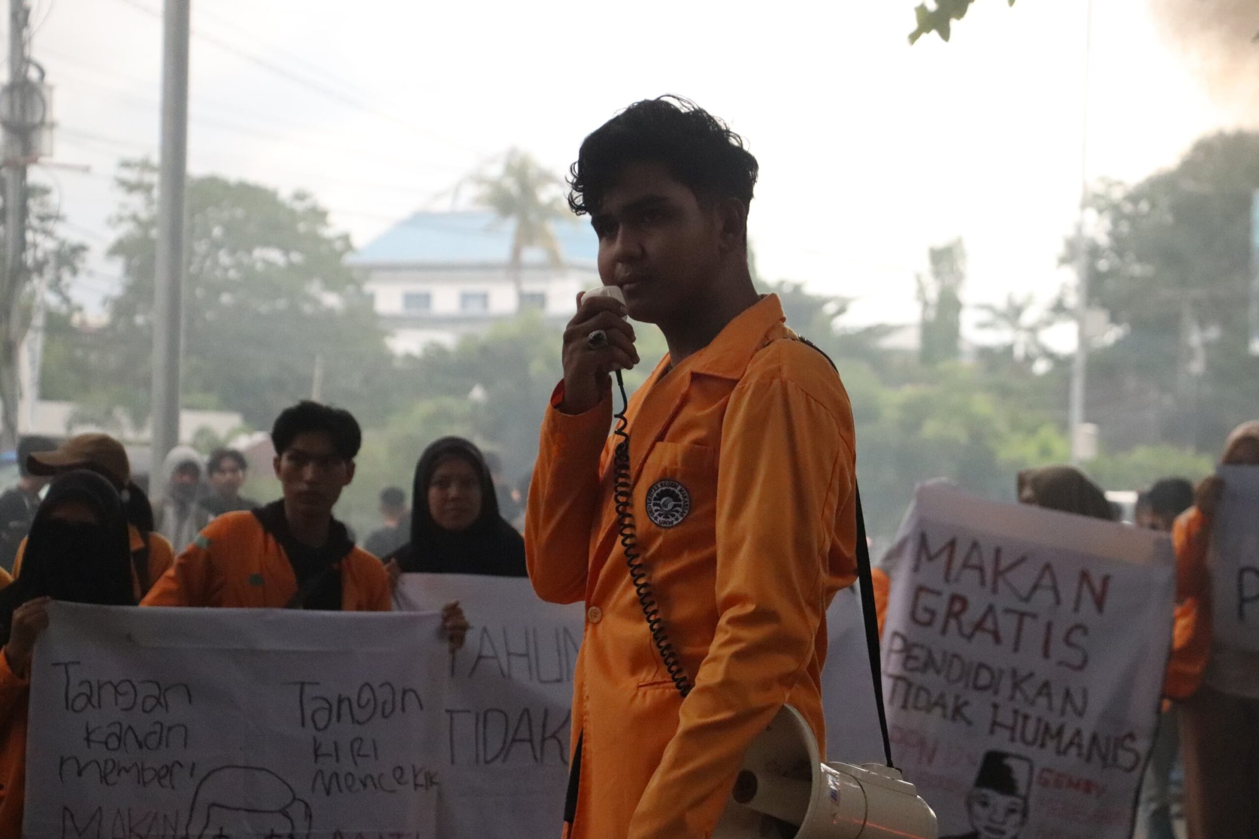 Orasi mahasiswa perwakilan FT UNM, (Foto: Dokumen Profesi.)