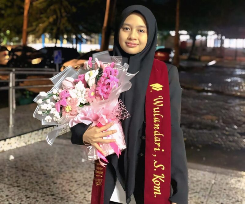 Potret Wulandari, mahasiswa berprestasi program studi teknik komputer, (Foto: Ist.)