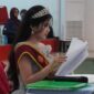 Foto Angelina sedang menilai finalis duta kampus teknik UNM, (Foto: Muh. Apdal Adriansyah.)