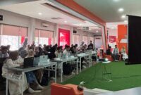 Potret Peserta Ketika Memprattikkan Materi yang Diajarkan, (Foto: Insyiraah Putri Aeni Hs.)