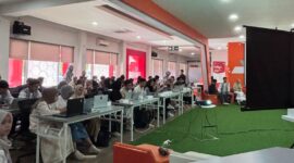 Potret Peserta Ketika Memprattikkan Materi yang Diajarkan, (Foto: Insyiraah Putri Aeni Hs.)