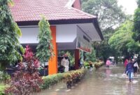 Foto kampus UNM pada saat musim hujan, (Foto: Ist.)