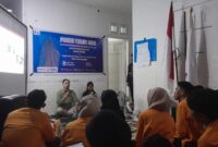 Pemaparan Materi oleh Marsuki terkait Kepemimpinan (Foto: Muhammad Nasruddin)