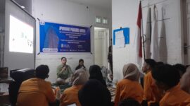Pemaparan Materi oleh Marsuki terkait Kepemimpinan (Foto: Muhammad Nasruddin)