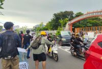 Suasana Berbagi Bibit Tanaman, (Foto: Dok. Profesi).