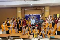 Foto bersama pada saat pembukaan LKMM (foto:ist.)