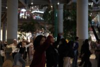 Potret Situasi Flash Mob Wicked The Musical di Nipah Mall, (Foto: ist.)