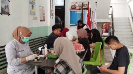 Pemeriksaan Peserta Sebelum melakukan Donor Darah, (Foto: Ist.)